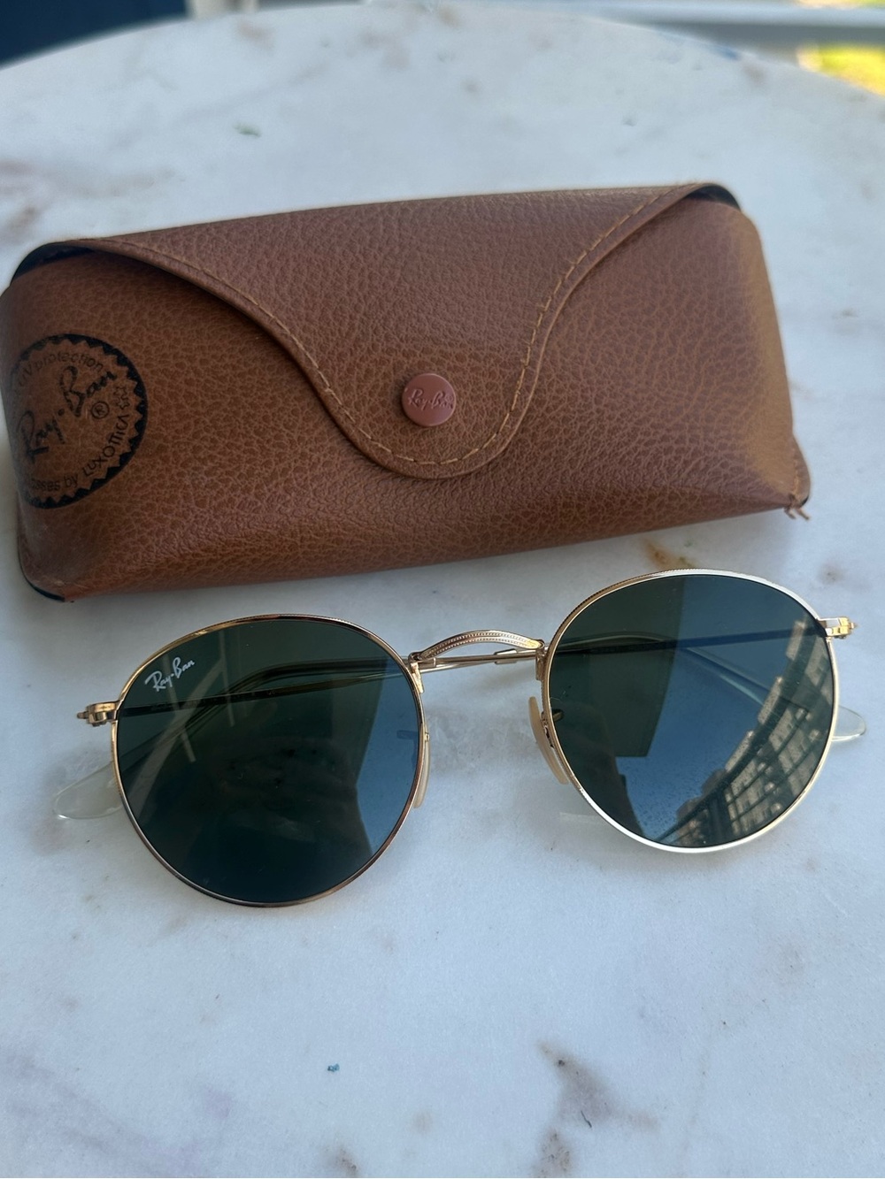 Ray-Ban Gold Frame Sunglasses with Green Lenses
